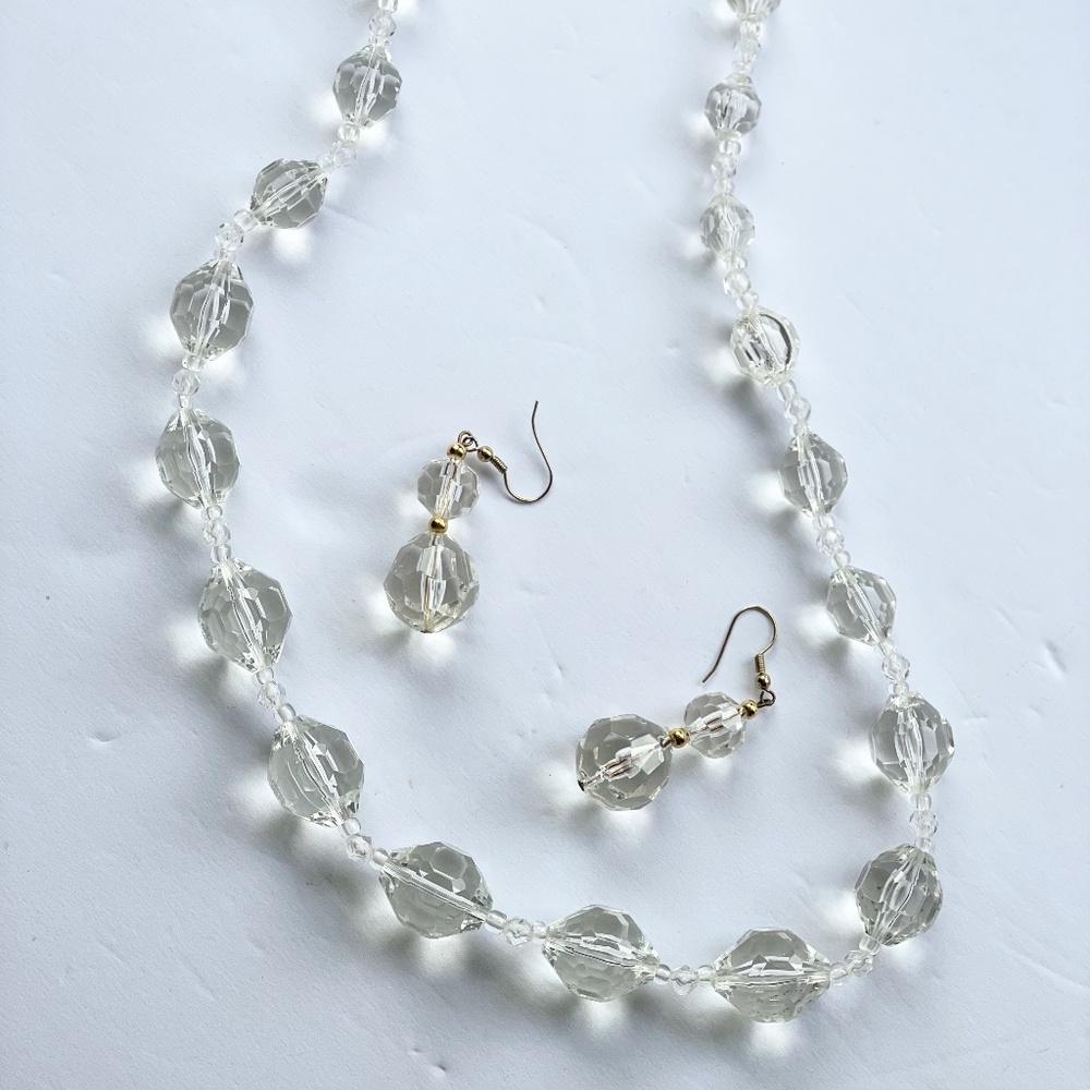 VINTAGE 24” HOBE CLEAR FACETED GLASS BEAD NECKLACE & DANGLE DROP EARRINGS SET